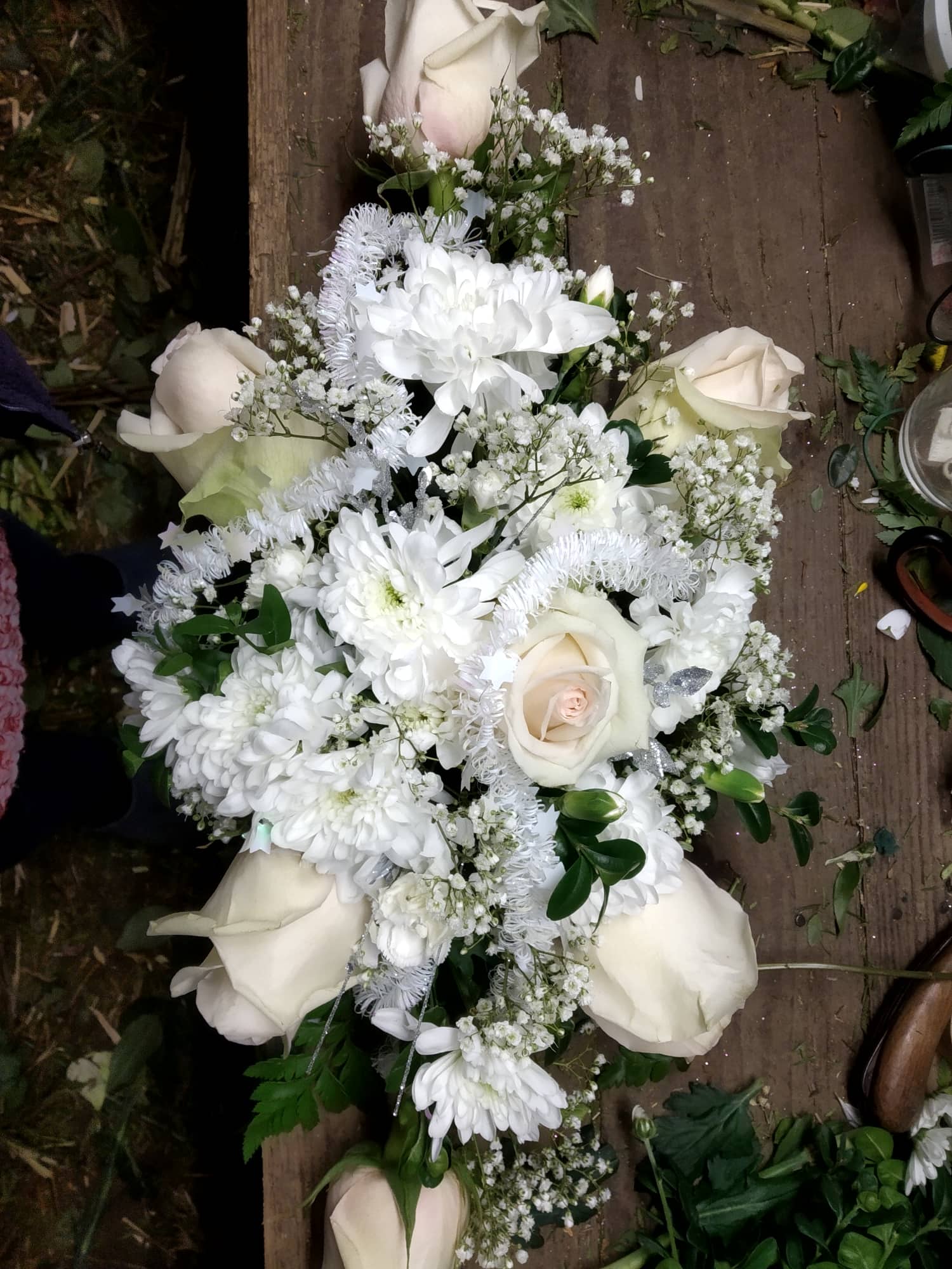 Květivová dekorace na vánoční stůl